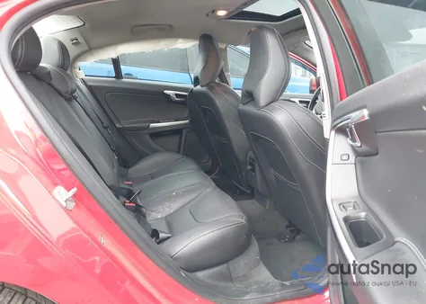 2018 Volvo S60 T5 Dynamic из США, поврежденный, VIN YV140MTL1J2461612